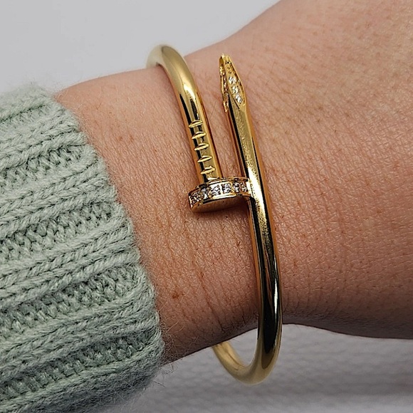 Gold Plated Nail Zircon Bangle Bracelet - Picture 13 of 14